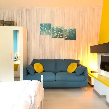 Clua House Porto Ceresio